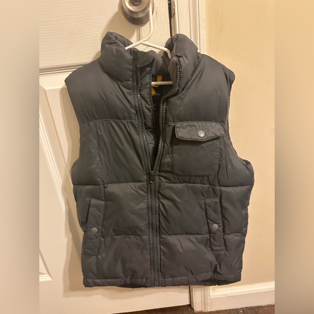 Gray gap puffer vest